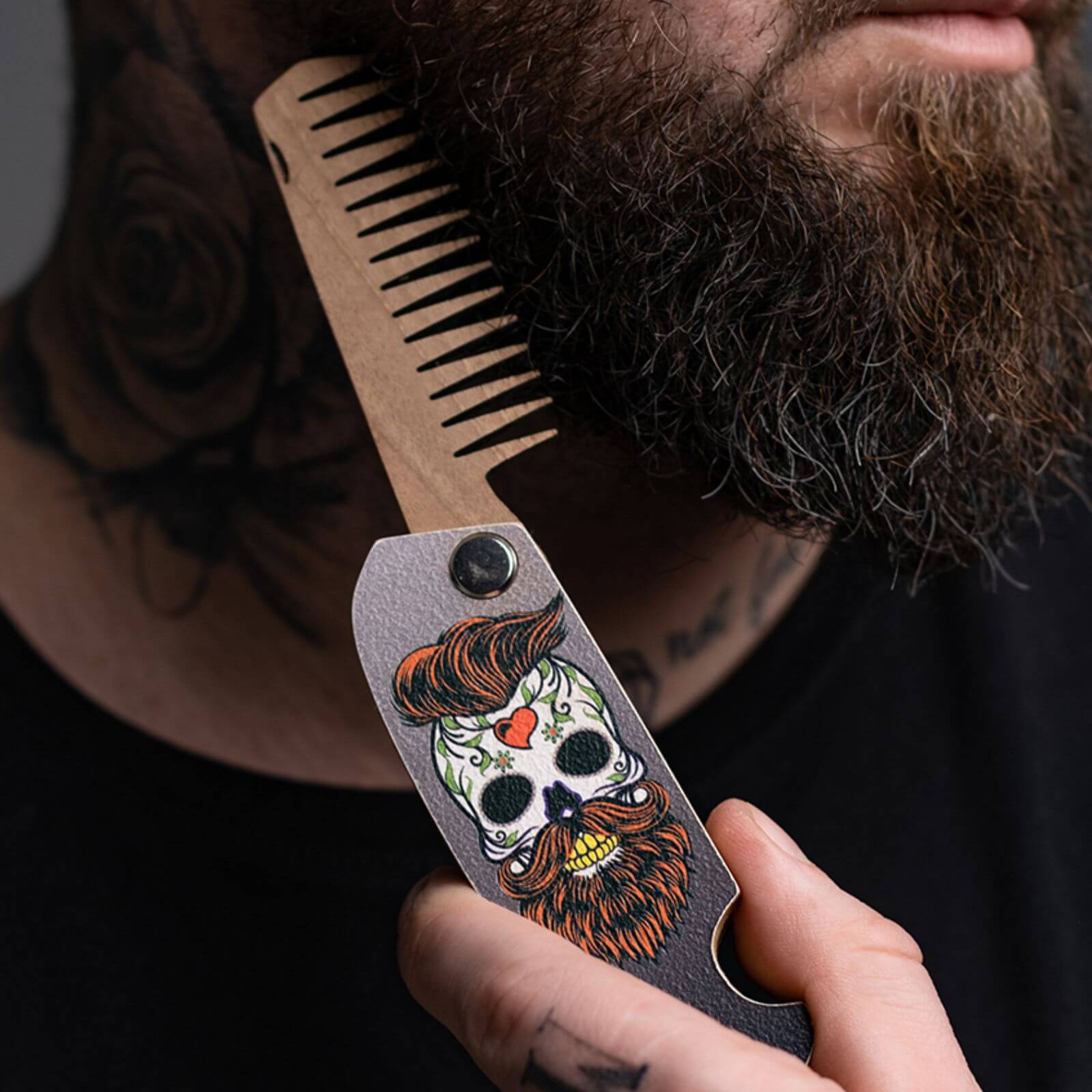 Wooden Beard Comb - Skull Light
